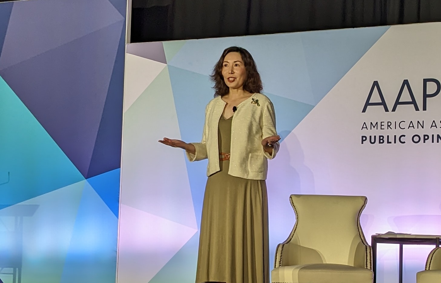 How to practice public speaking skills as a non-native speaker?